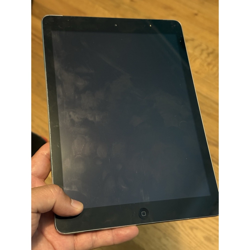 Apple iPad‎ Air 2 16GB Silver A1475 , Wi Fi ( Read Description)  Bundle